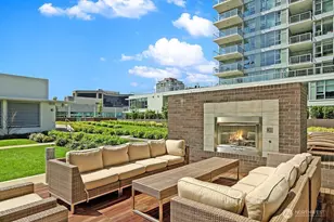 583 Battery St, Seattle, WA 98121 - Photo 22