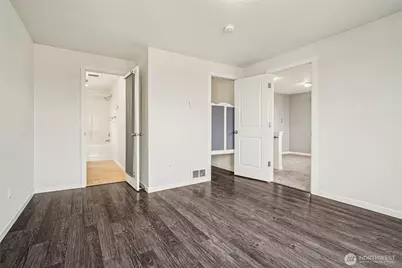 11839 79th Avenue S, Seattle, WA 98178 - Photo 14