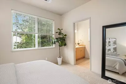 4486 248th Lane SE, Sammamish, WA 98029 - Photo 10