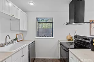 13801 Old Redmond Rd, Redmond, WA 98052 - Photo 16