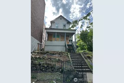 1220 Yakima Avenue S, Tacoma, WA 98405 - Photo 1