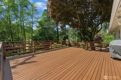 711 Eagle Cliff Rd NE, Bainbridge Island, WA 98110 - Photo 20