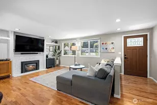 12610 SE 73rd Pl, Newcastle, WA 98056 - Photo 6