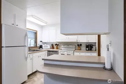 1402 22nd Street NE #214, Auburn, WA 98002 - Photo 10
