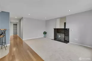 13033 31st Ave NE, Seattle, WA 98125 - Photo 4
