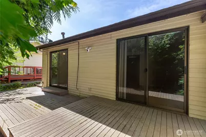 932 S 245th Place, Des Moines, WA 98198 - Photo 28