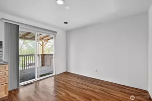 9402 S Sheridan Ave, Tacoma, WA 98444 - Photo 12