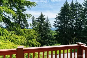 9236 NE 136th Pl, Kirkland, WA 98034 - Photo 12