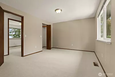 9236 NE 136 Place, Kirkland, WA 98034 - Photo 22