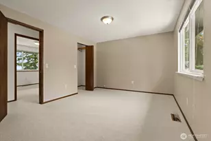 9236 NE 136th Pl, Kirkland, WA 98034 - Photo 22