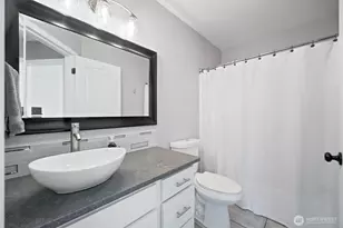 195 Bay Point Dr, Castle Rock, WA 98611 - Photo 18