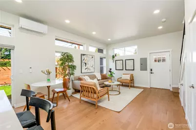 5116 15th Avenue S, Seattle, WA 98108 - Photo 2