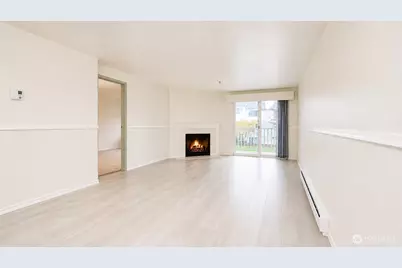25005 98th Place S #C203, Kent, WA 98030 - Photo 4