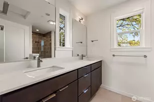 10215 135th Cir NE, Kirkland, WA 98033 - Photo 14