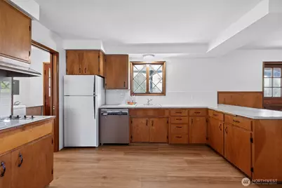 618 E 49th Street, Tacoma, WA 98404 - Photo 10