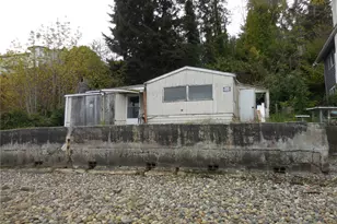 1239 Colchester Dr E, Port Orchard, WA 98366 - Photo 4