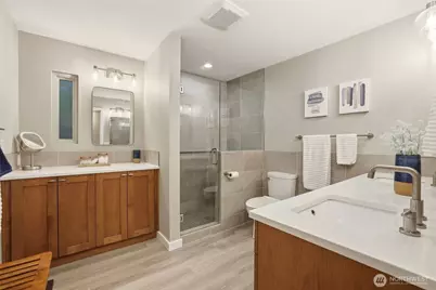 1542 NE 140th Street #E6, Seattle, WA 98125 - Photo 24