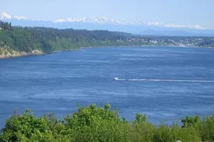 3016 N Narrows Dr, Tacoma, WA 98407 - Photo 2
