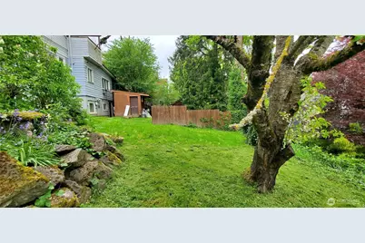 3004 E Yesler Way, Seattle, WA 98122 - Photo 2
