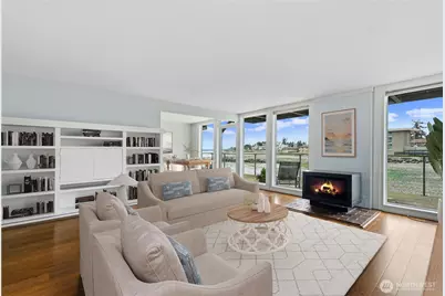 3717 Beach Drive SW #113, Seattle, WA 98116 - Photo 6