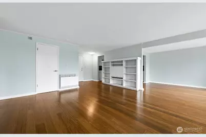 3717 Beach Drive SW #113, Seattle, WA 98116 - Photo 12