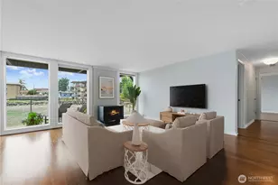 3717 Beach Dr SW, Seattle, WA 98116 - Photo 4