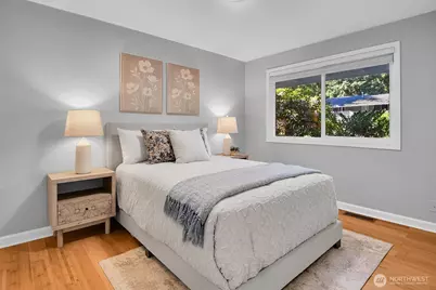 12117 NE 143rd Place, Kirkland, WA 98034 - Photo 16