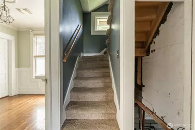 400 Cedar Avenue S, Renton, WA 98057 - Photo 16