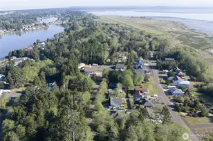 208 Fisher Ave NE, Ocean Shores, WA 98569 - Photo 28