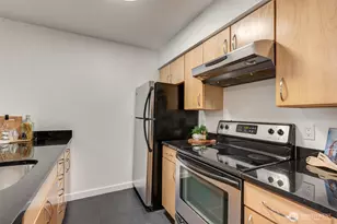840 NE 125th St, Seattle, WA 98125 - Photo 6