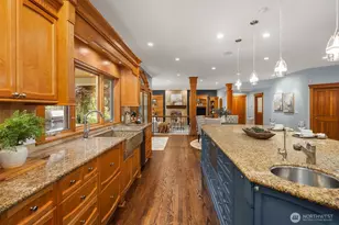 26345 NE 34th St, Redmond, WA 98053 - Photo 8