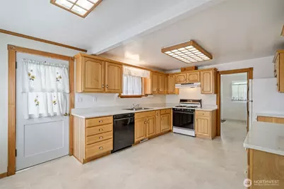 1201 N Tower Avenue, Centralia, WA 98531 - Photo 18