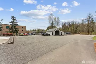 15422 Canyon Rd E, Puyallup, WA 98375 - Photo 8