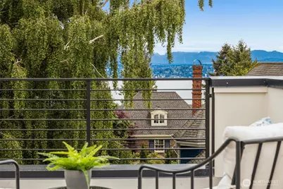 1110 C 34th Avenue, Seattle, WA 98122 - Photo 20