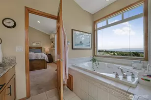 108 Glacier Peak Dr, Camano Island, WA 98282 - Photo 16