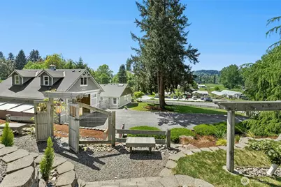 13606 Woodinville Redmond Road NE, Redmond, WA 98052 - Photo 36