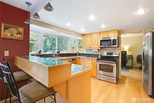 4320 Palomino Dr NE, Bainbridge Island, WA 98110 - Photo 10