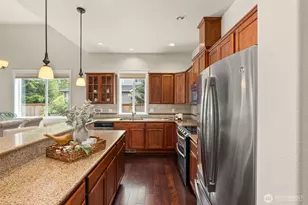 2843 S Bay Rd NE, Olympia, WA 98506 - Photo 8