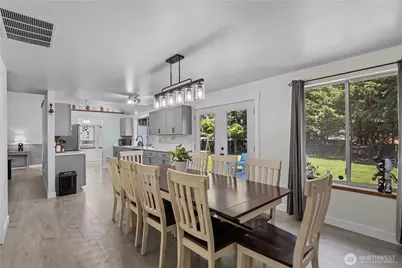 9317 160th Street Ct E, Puyallup, WA 98375 - Photo 10
