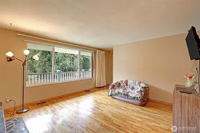 17810 Olympic View Drive, Edmonds, WA 98026 - Photo 18