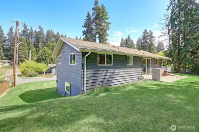 17810 Olympic View Drive, Edmonds, WA 98026 - Photo 26