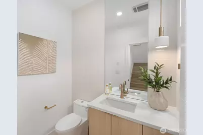 9024 Corliss Avenue N, Seattle, WA 98103 - Photo 26