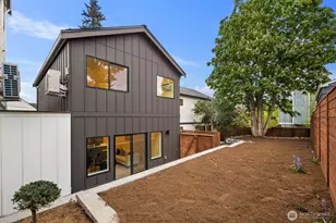 9024 Corliss Ave N, Seattle, WA 98103 - Photo 26
