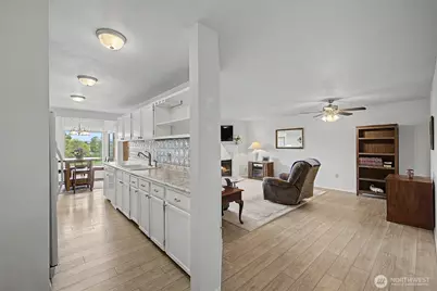 101 Pine Avenue #303, Snohomish, WA 98290 - Photo 12