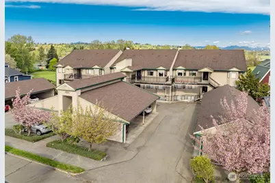 101 Pine Avenue #303, Snohomish, WA 98290 - Photo 2