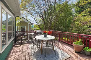3917 Interlake Ave N, Seattle, WA 98103 - Photo 28