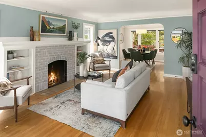 3917 Interlake Avenue N, Seattle, WA 98103 - Photo 4