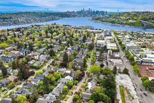 3917 Interlake Ave N, Seattle, WA 98103 - Photo 32