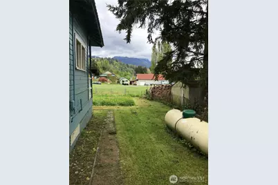 7279 B Avenue, Concrete, WA 98237 - Photo 8
