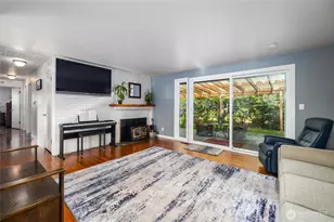 1702 36th St, Anacortes, WA 98221 - Photo 6
